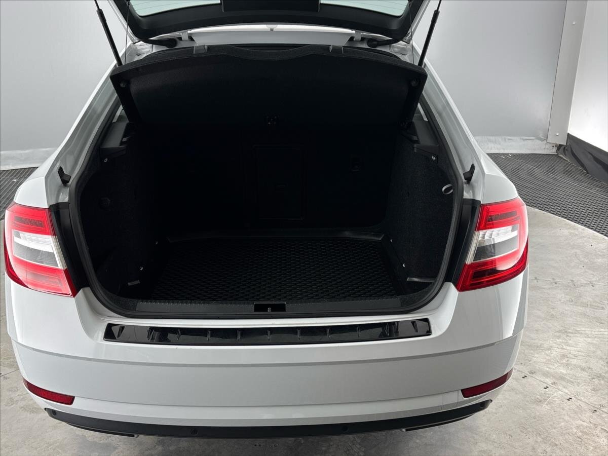 Škoda Octavia Liftback 1,6 l 85 kw