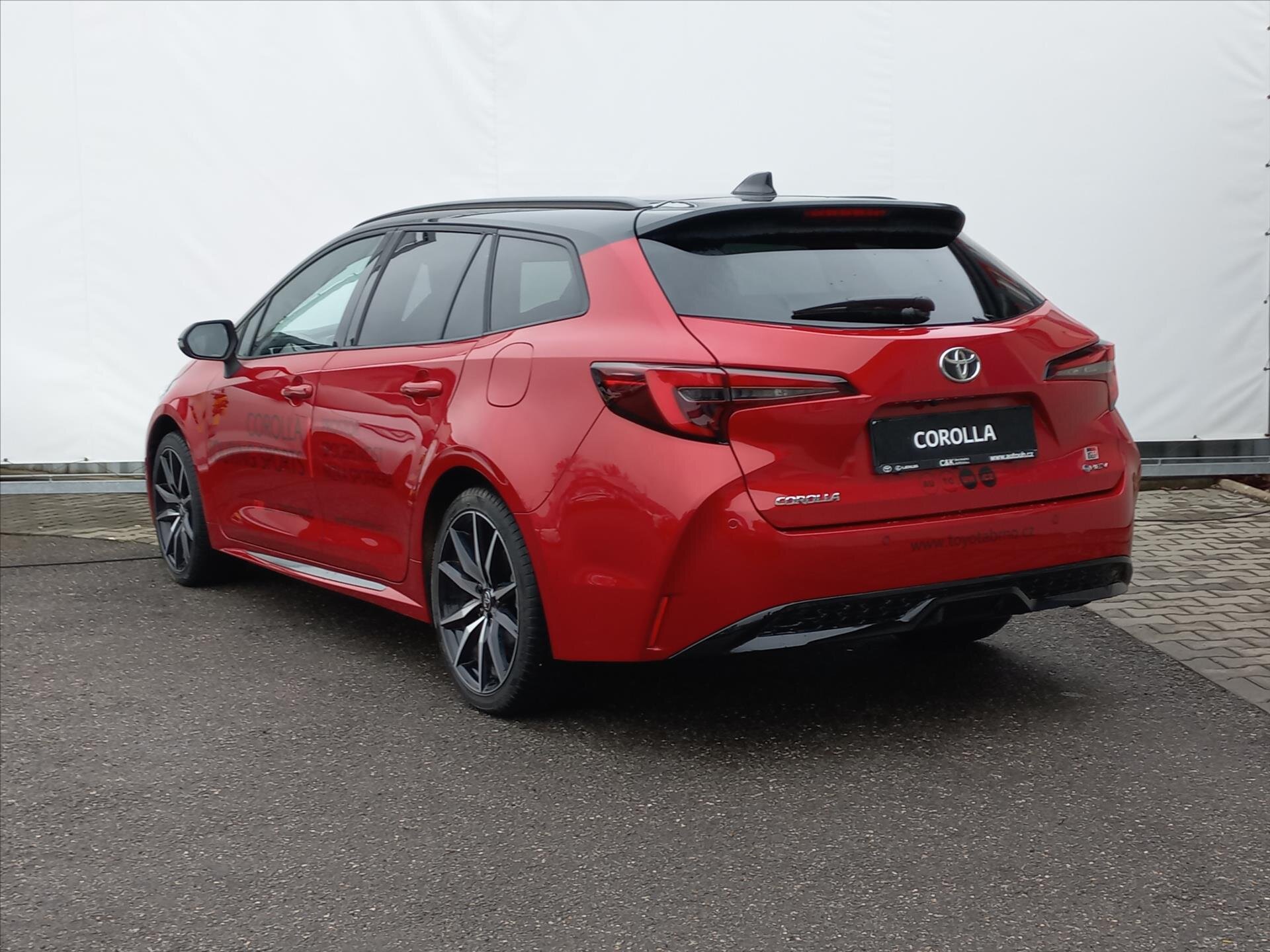 Toyota Corolla Kombi 2,0 l 98 kw