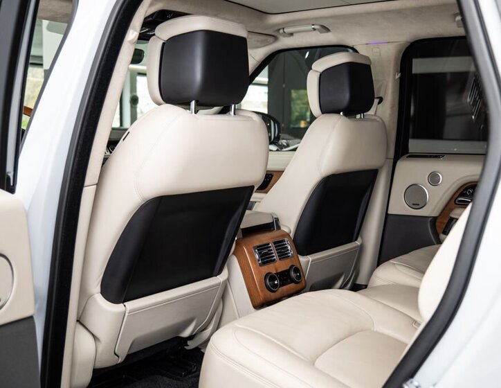 Land Rover Range Rover SUV / Terénní 4,4 l 250 kw