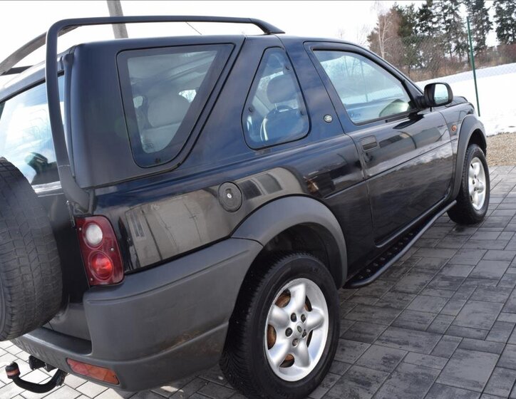Land Rover Freelander Kombi 2,0 l 71 kw