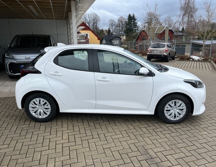 Toyota Yaris Hatchback 1,5 l 68 kw