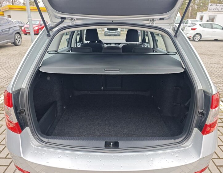 Škoda Octavia Kombi 2,0 l 110 kw
