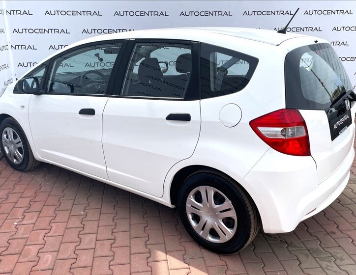 Honda Jazz Hatchback 1,2 l 66 kw