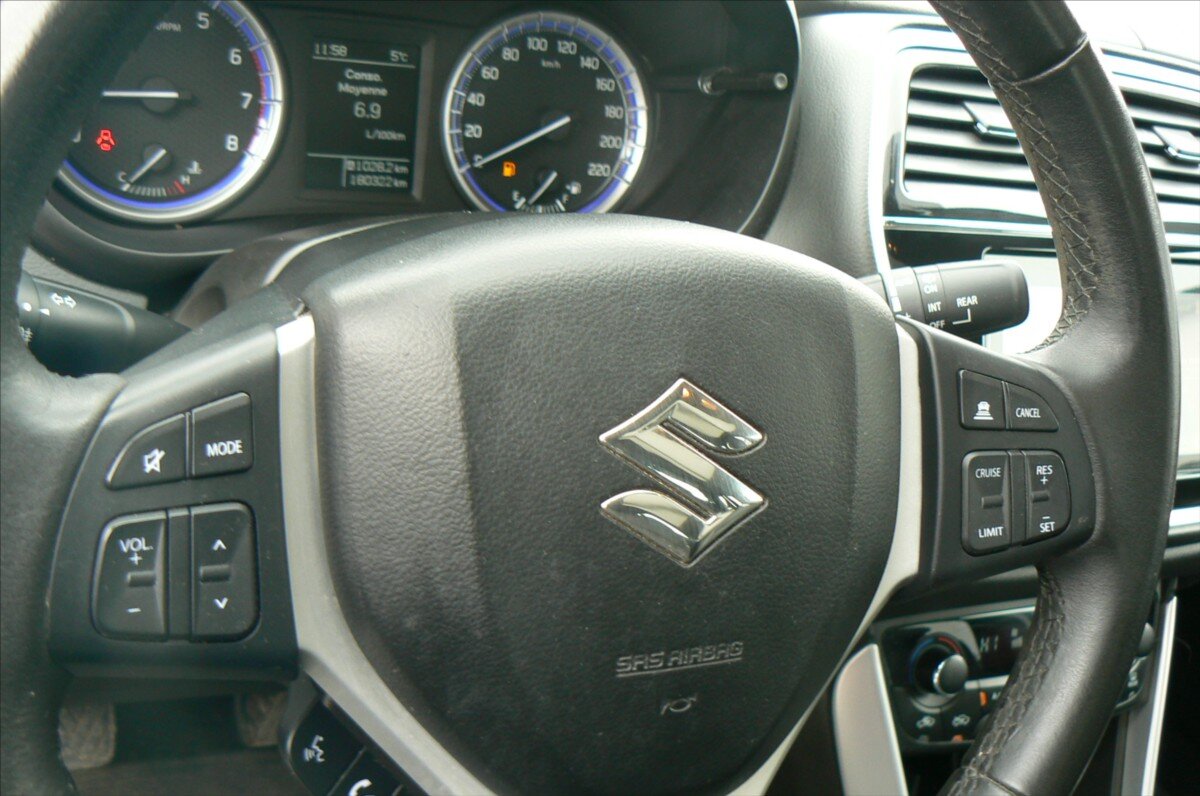 Suzuki SX4 S-Cross SUV / Terénní 1,4 l 103 kw