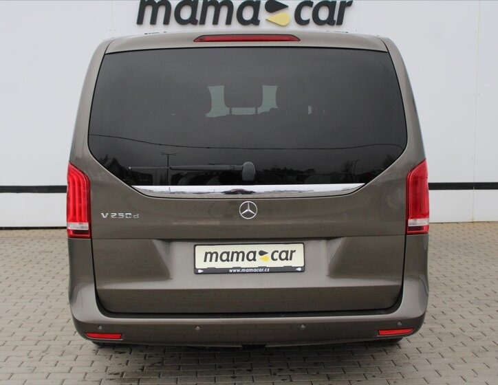 Mercedes-Benz Třídy V MPV 2,1 l 140 kw