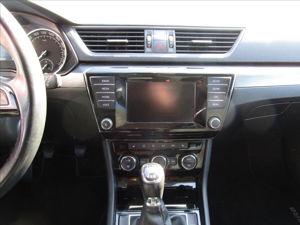 Škoda Superb Kombi 2,0 l 110 kw