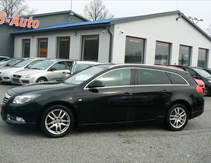 Opel Insignia Kombi 2,8 l 191 kw