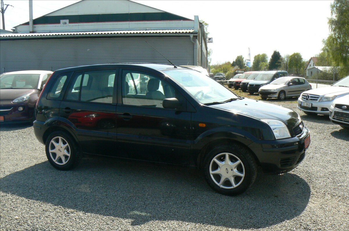 Ford Fusion Kombi 1,6 l 74 kw