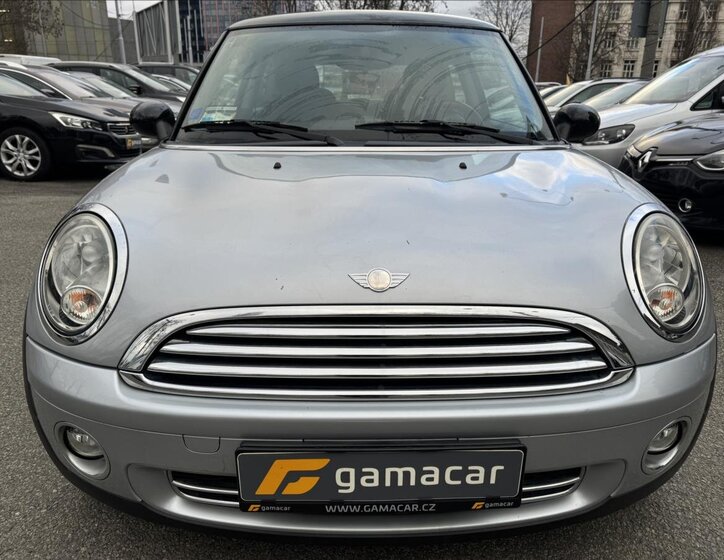 Mini Cooper Hatchback 1,6 l 88 kw