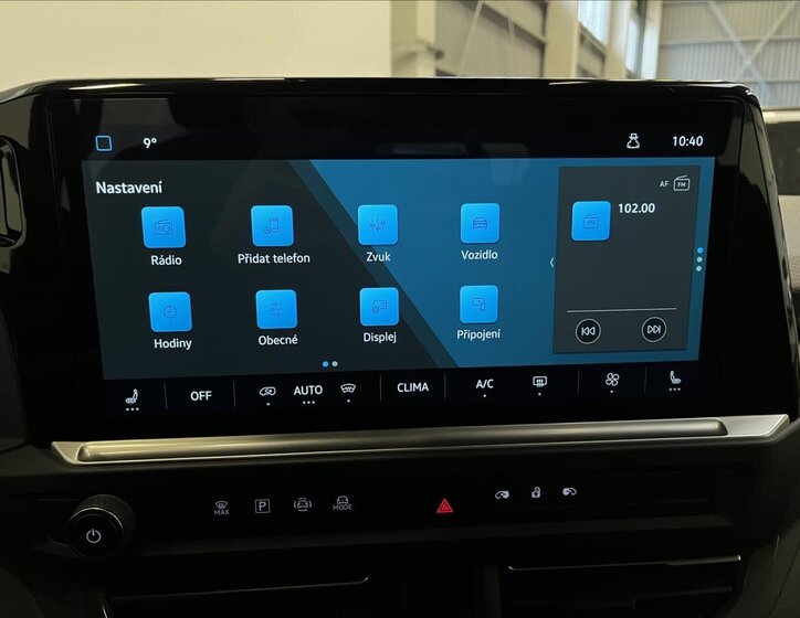 Volkswagen Caravelle Kombi 2,0 l 110 kw