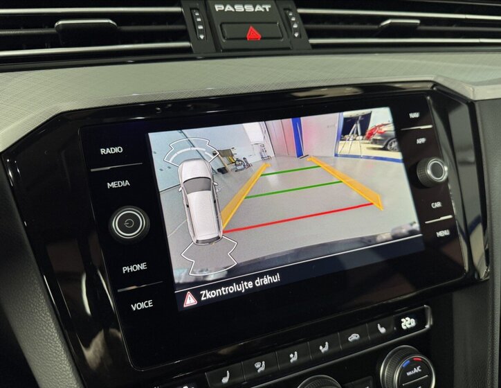 Volkswagen Passat Kombi 2,0 l 140 kw