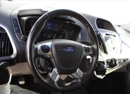 Ford Tourneo Custom 17