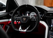 Lamborghini Urus 33