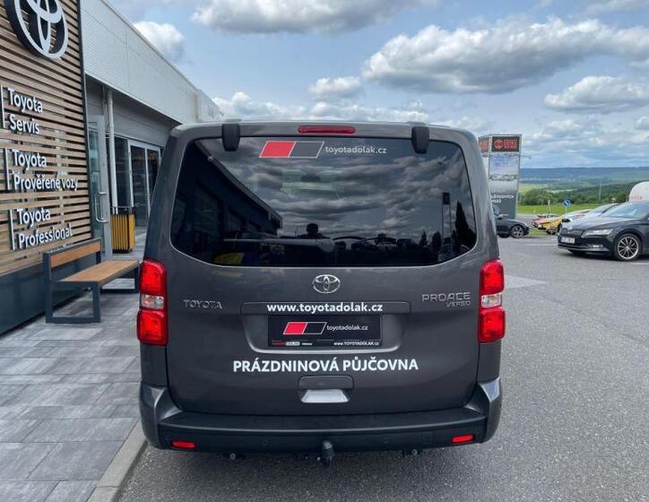 Toyota ProAce Verso 9