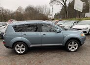 Mitsubishi Outlander 4