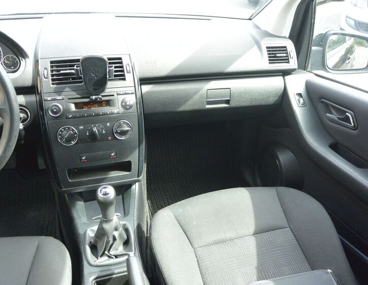 Mercedes-Benz Třídy A 13