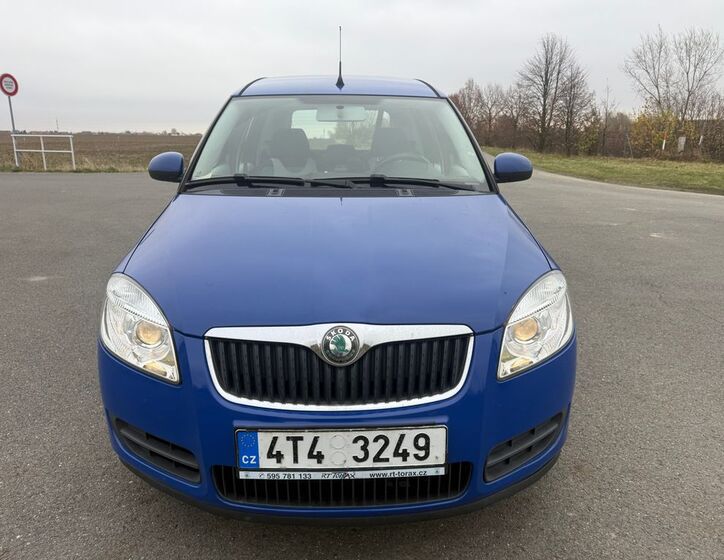 Škoda Roomster 8
