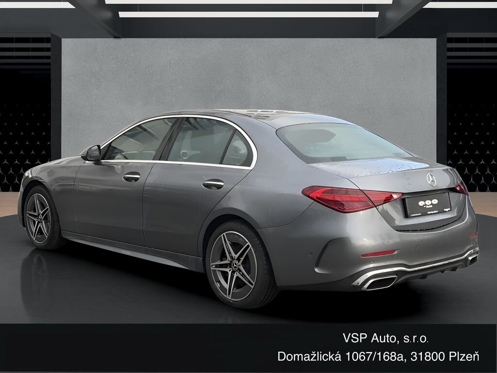 Mercedes-Benz Třídy C Sedan / Limuzína 2,0 l 145 kw