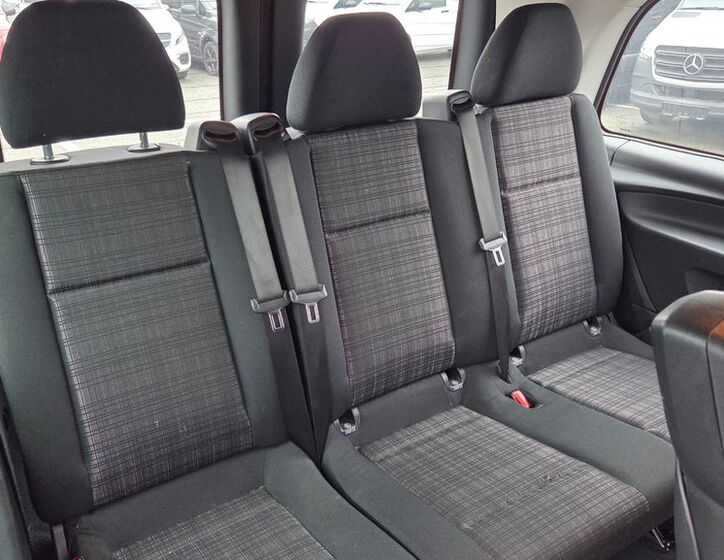 Mercedes-Benz Vito 16