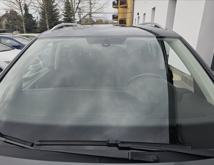 Volkswagen Touran Kombi 2,0 l 110 kw