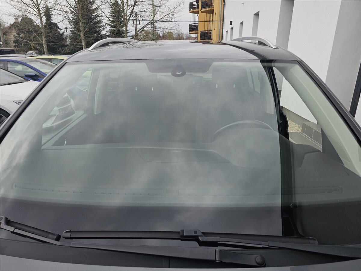 Volkswagen Touran Kombi 2,0 l 110 kw