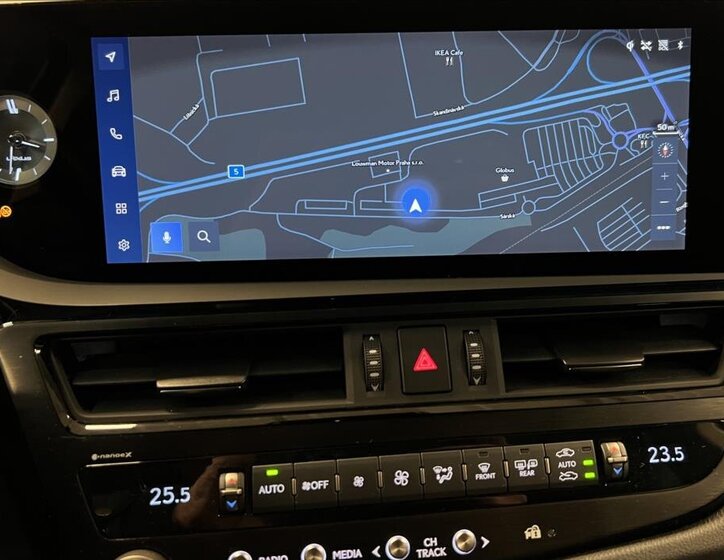 Lexus ES 300h Sedan 2,5 l 160 kw