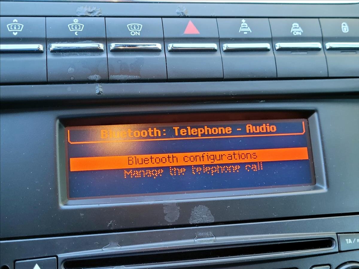 Peugeot 5008 MPV 1,6 l 115 kw