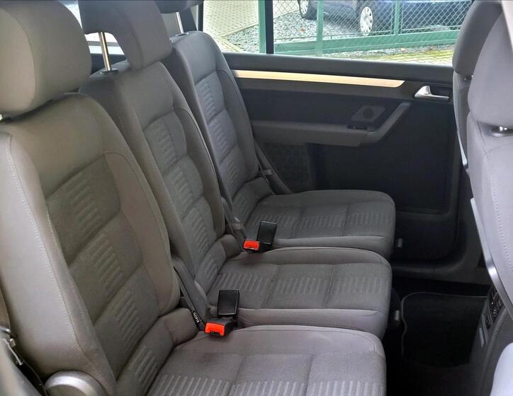 Volkswagen Touran 27