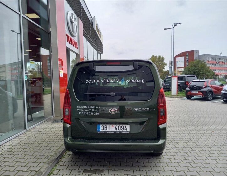 Toyota ProAce City Verso MPV 1,5 l 96 kw