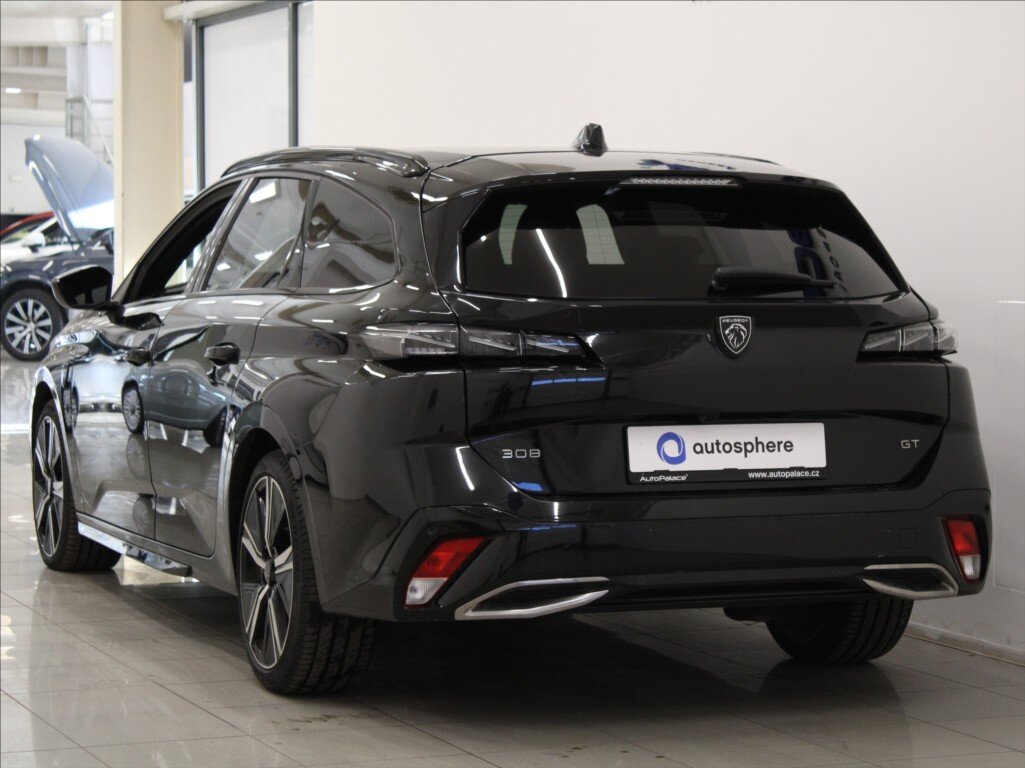 Peugeot 308 Kombi 1,2 l 96 kw