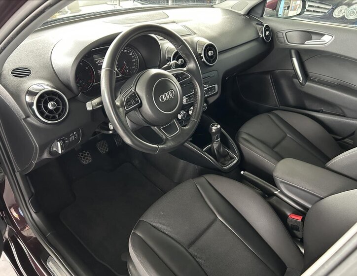 Audi A1 Hatchback 1,2 l 63 kw