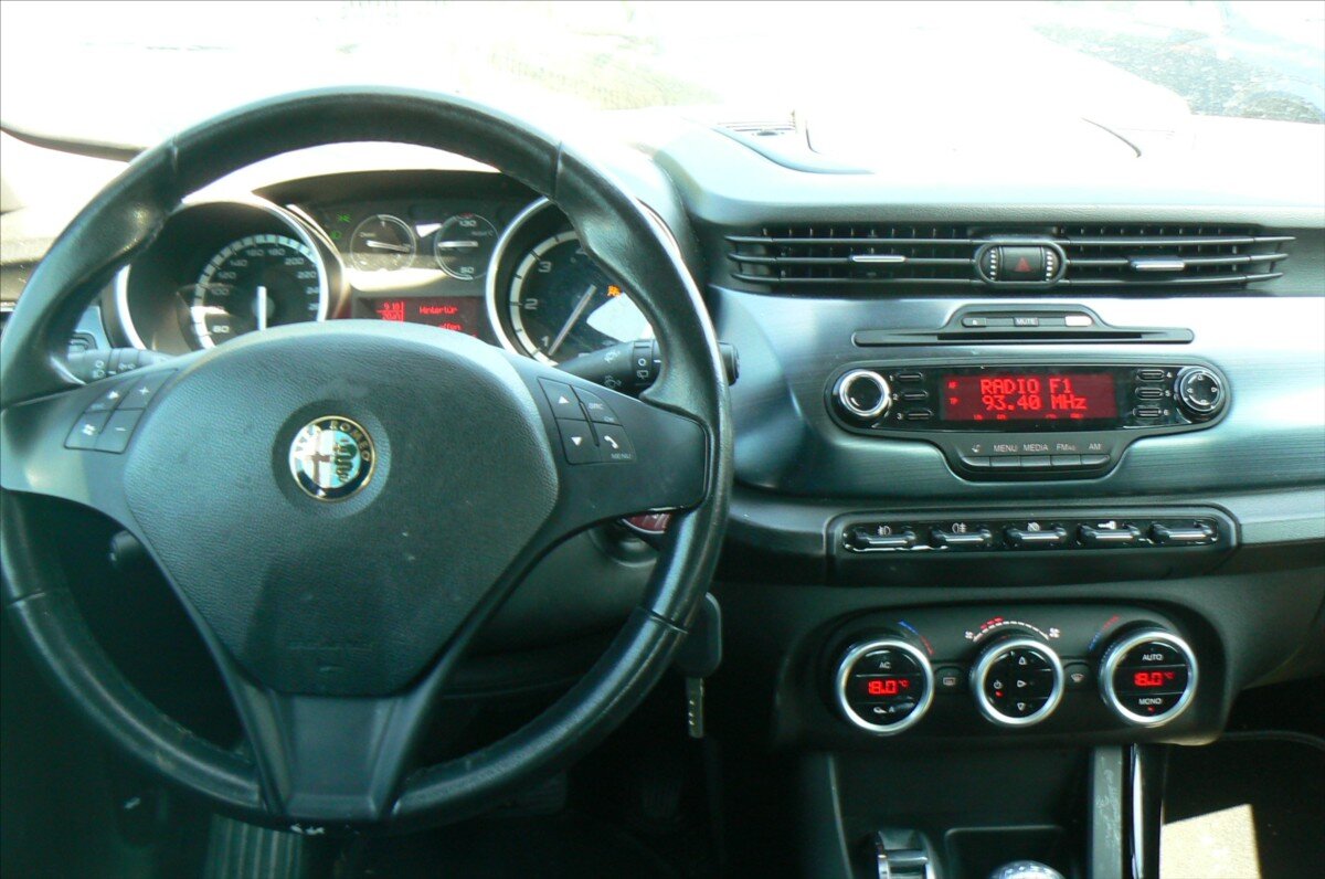 Alfa Romeo Giulietta Hatchback 2,0 l 103 kw