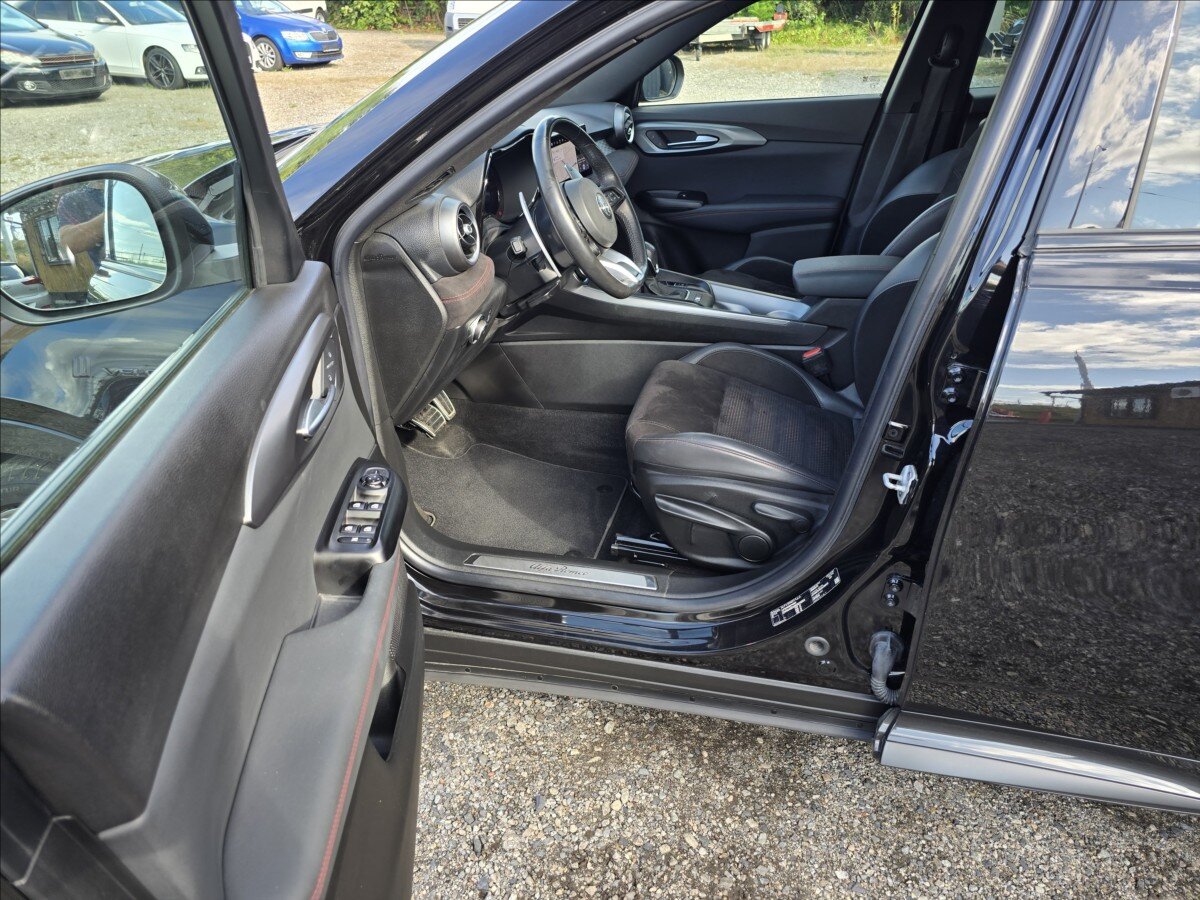 Alfa Romeo Tonale SUV / Terénní 1,5 l 117 kw