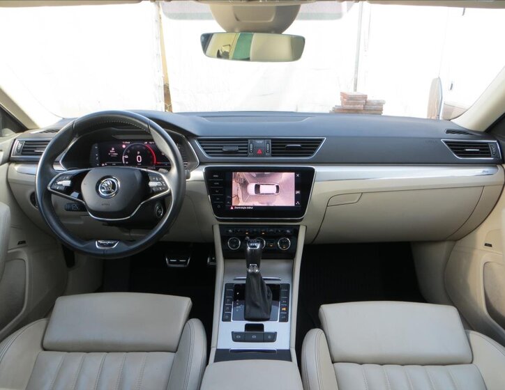 Škoda Superb Kombi 2,0 l 147 kw
