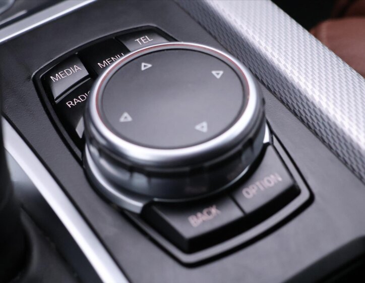 BMW X5 SUV / Terénní 3,0 l 230 kw