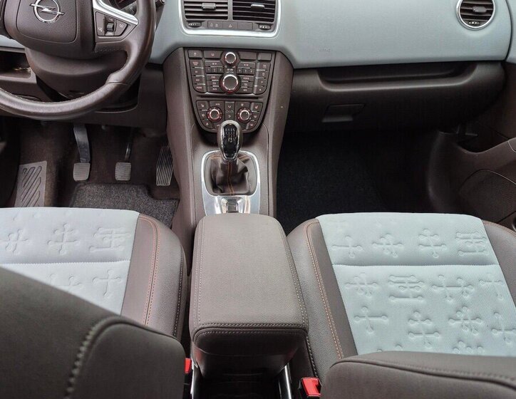 Opel Meriva MPV 0,0 103 kw