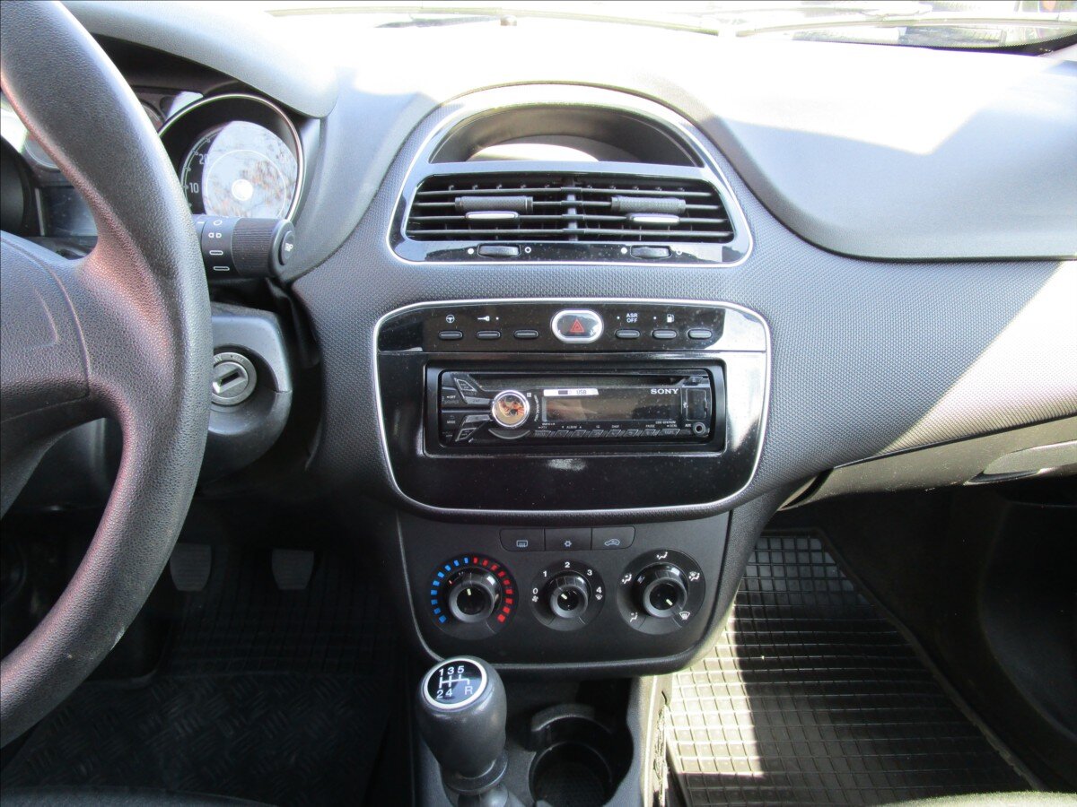 Fiat Punto Hatchback 1,4 l 57 kw