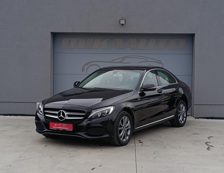 Mercedes-Benz Třídy C Sedan / Limuzína 2,1 l 125 kw
