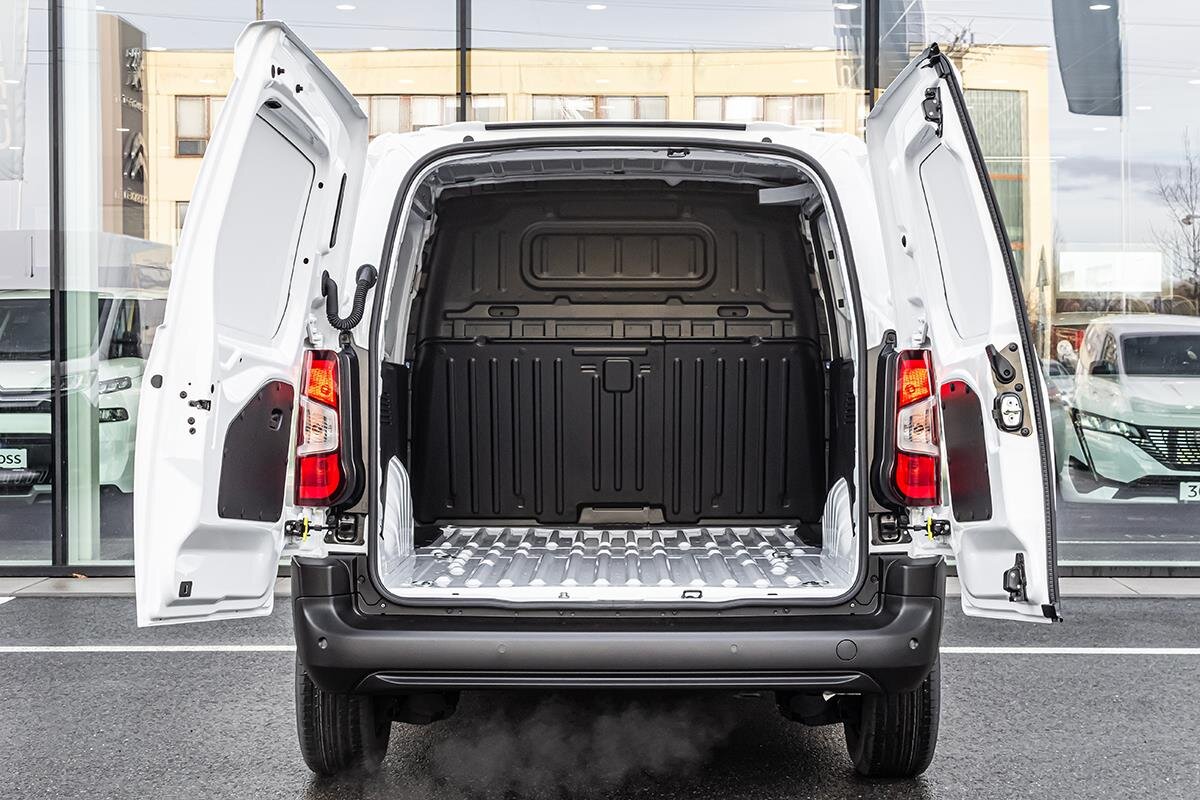 Peugeot Partner Skříň 1,5 l 96 kw