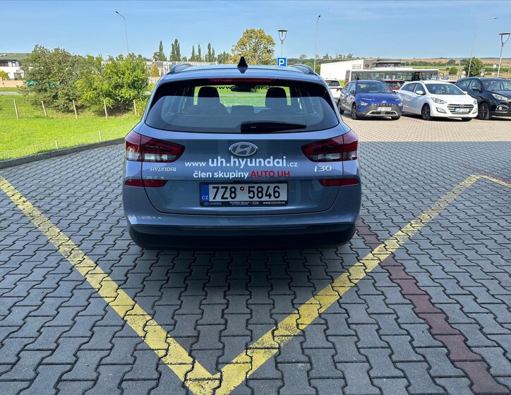 Hyundai i30 Kombi 1,5 l 70 kw