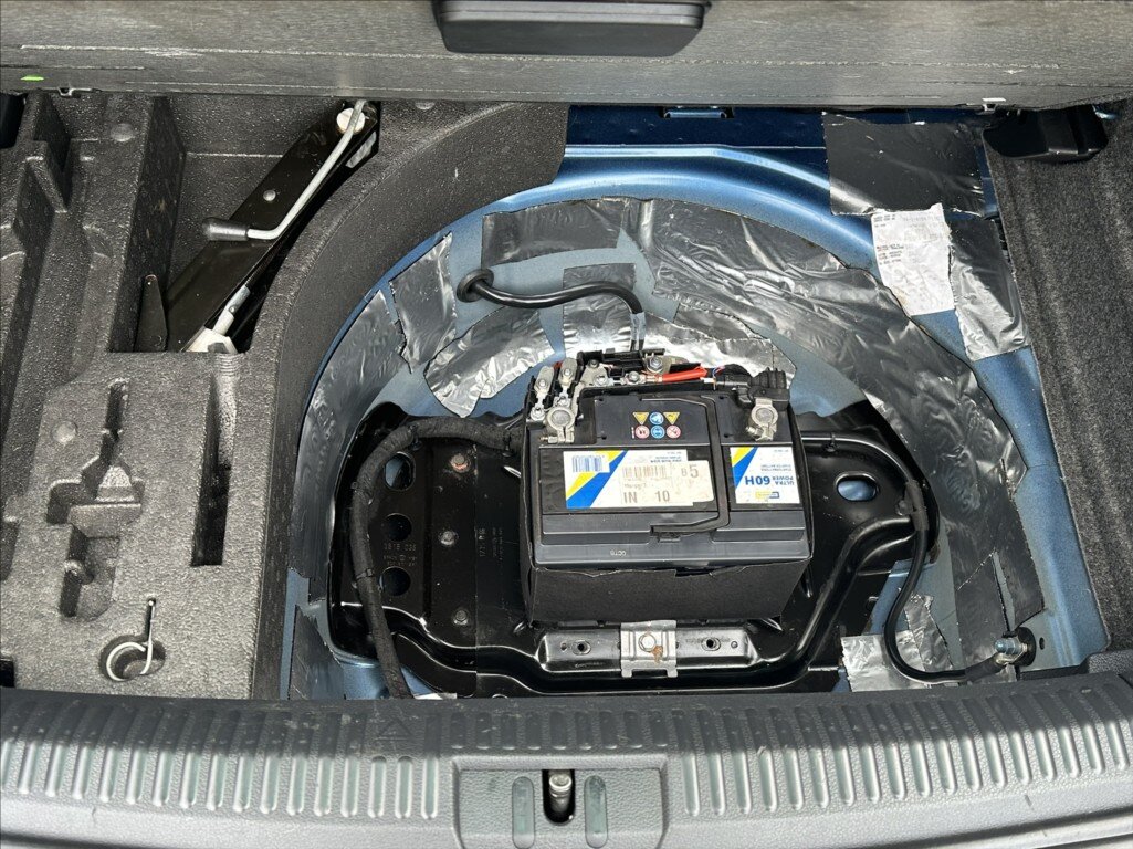 Volkswagen Polo Hatchback 1,8 l 141 kw