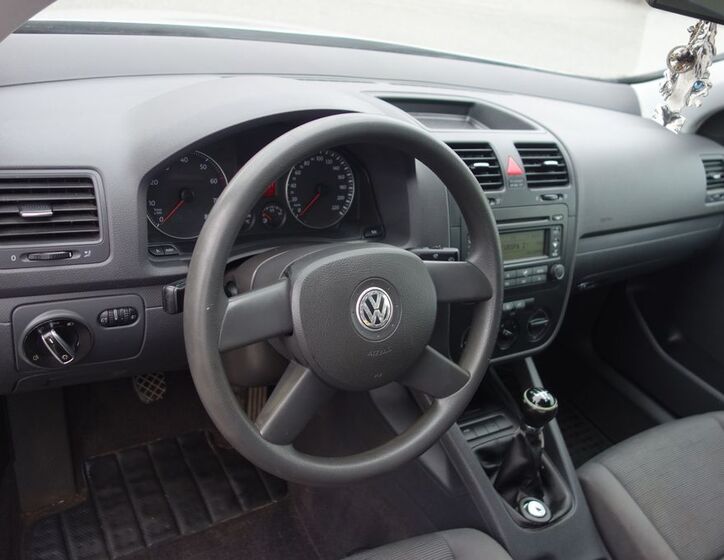 Volkswagen Golf 18
