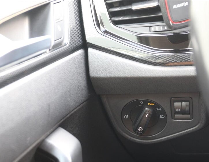 Volkswagen Taigo SUV / Terénní 999,0 70 kw