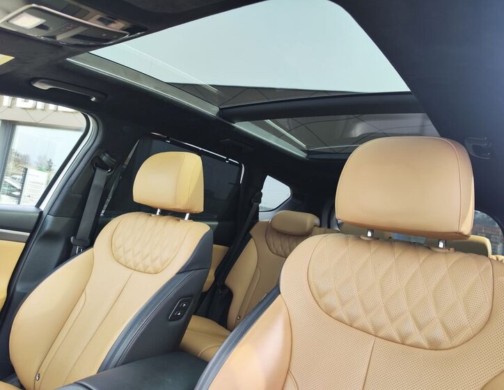 Hyundai Santa Fe SUV / Terénní 2,2 l 142 kw