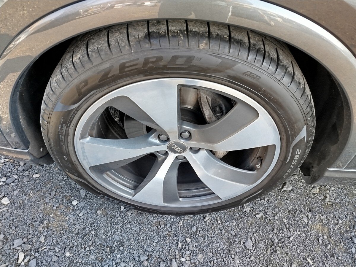 Audi Q7 SUV / Terénní 3,0 l 200 kw