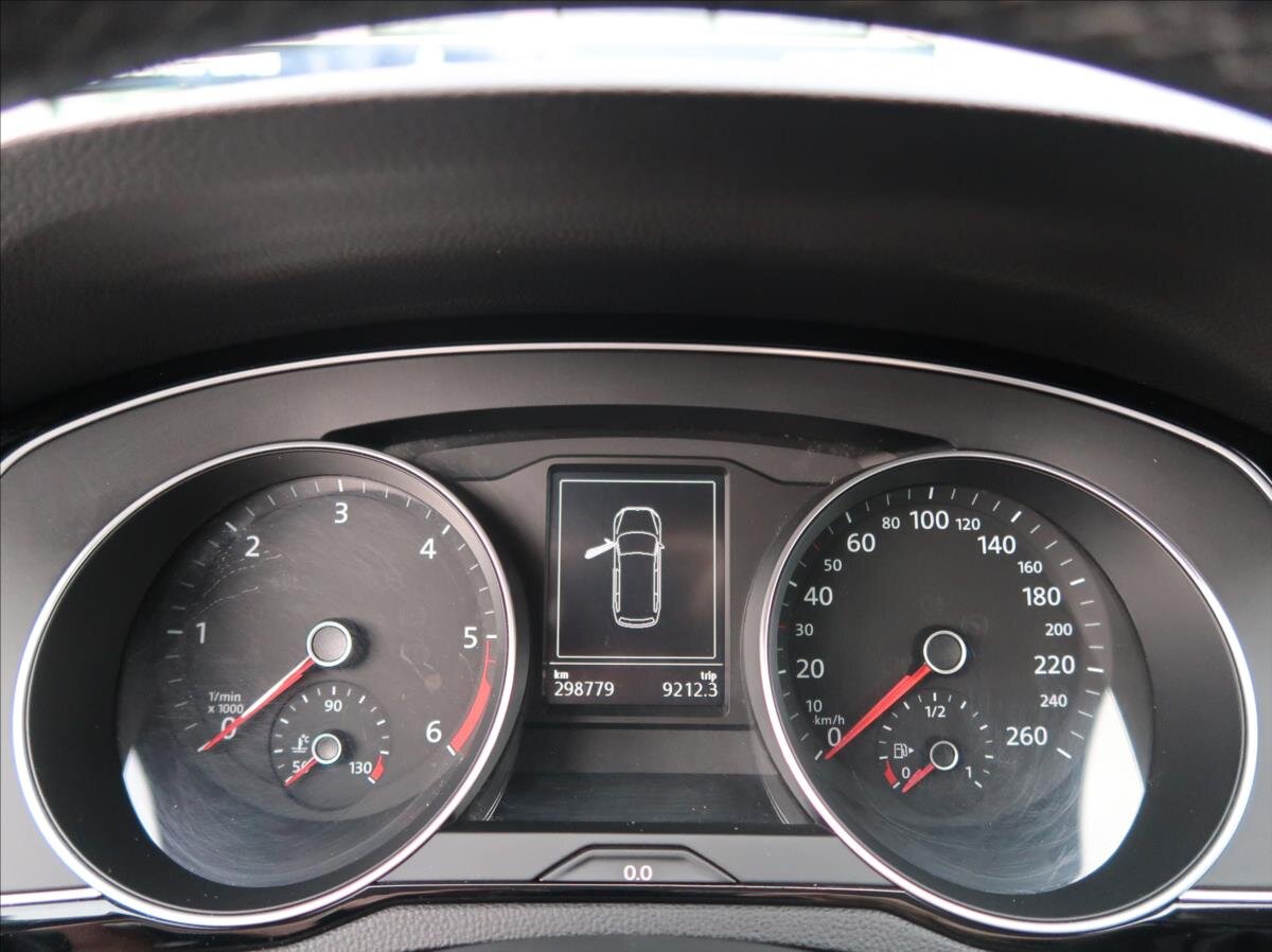 Volkswagen Passat Kombi 2,0 l 110 kw