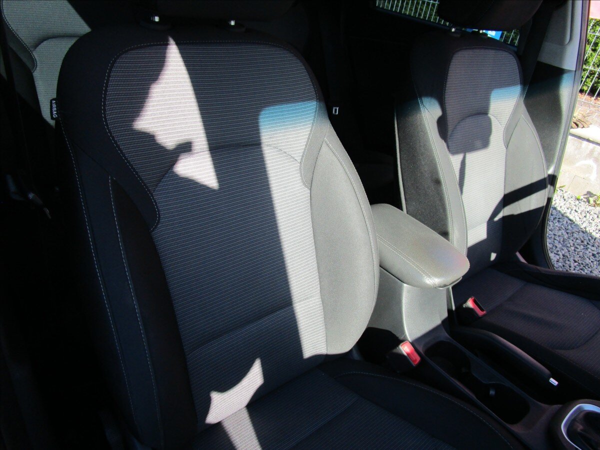 Hyundai i30 Kombi 1,6 l 81 kw