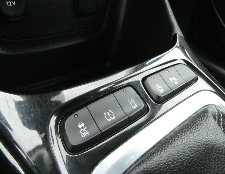 Opel Crossland X MPV 1,2 l 96 kw