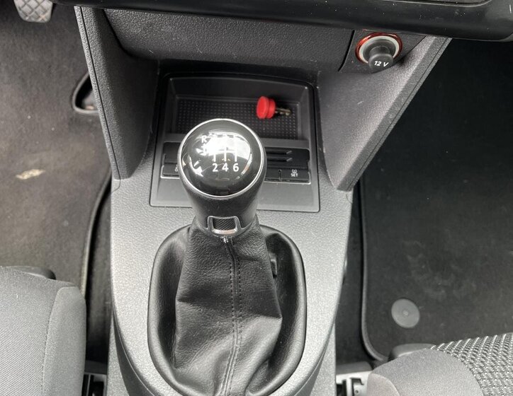 Volkswagen Touran Ostatní 1,2 l 77 kw