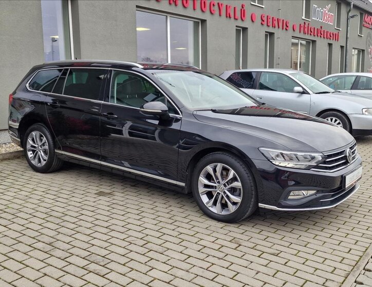 Volkswagen Passat Kombi 2,0 l 110 kw